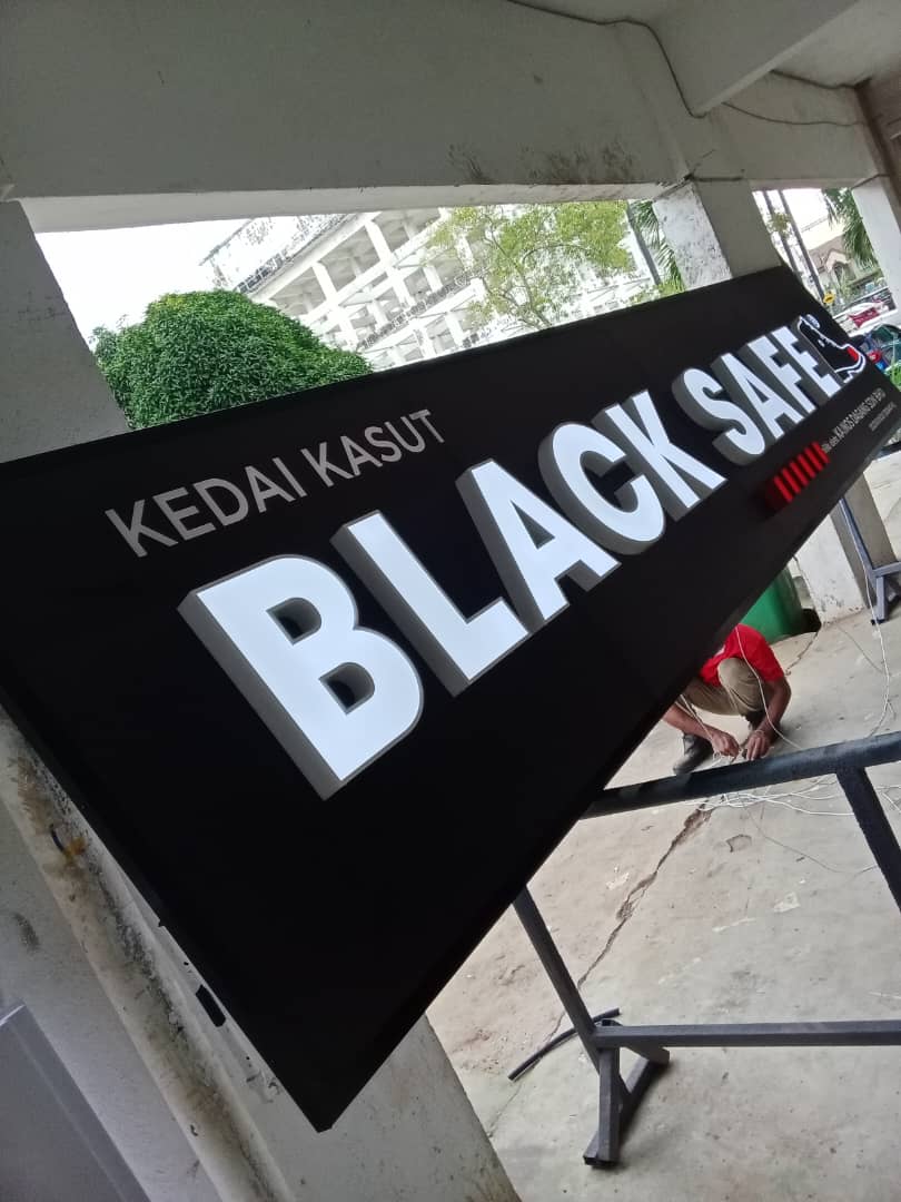 3D Letter Sign
